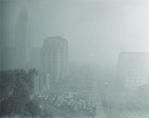 Dense smog around the LA Civic Center in the afternoon, 1948