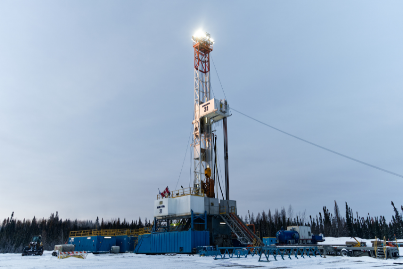 image of a drilling rig at Tu Deh-Kah.